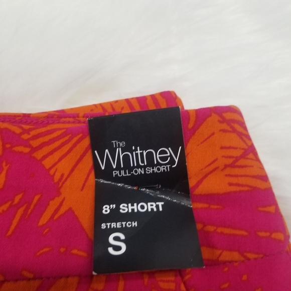 NY&COMPANY 8" Shorts Stretch Pull On Small NWT - Picture 3 of 3
